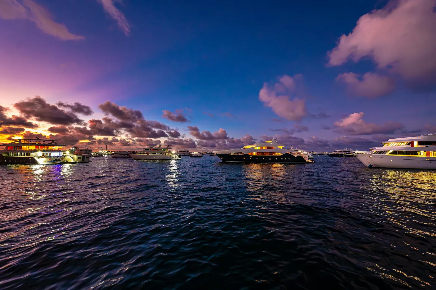 Vožnja i parkiranje oko Porto Montenegro